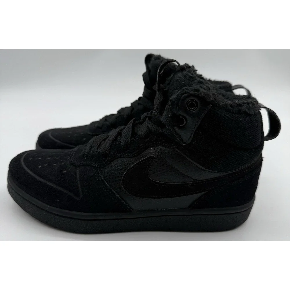 Nike Kid's Unisex Court Borough Mid Sneaker 2.5Y  Sherpa Lined Warm All Black
